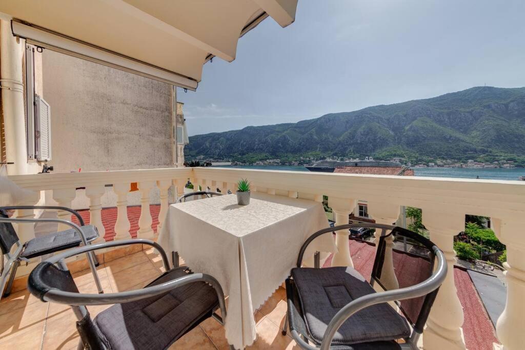 Sailor'S Knot Apartment - Central And Amazing Sea View كوتور المظهر الخارجي الصورة