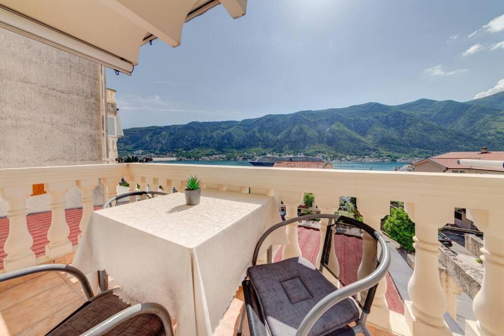 Sailor'S Knot Apartment - Central And Amazing Sea View كوتور المظهر الخارجي الصورة